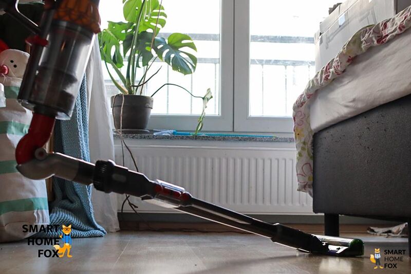 Dyson: Saugen unter dem Bett mit Gelenkaufsatz